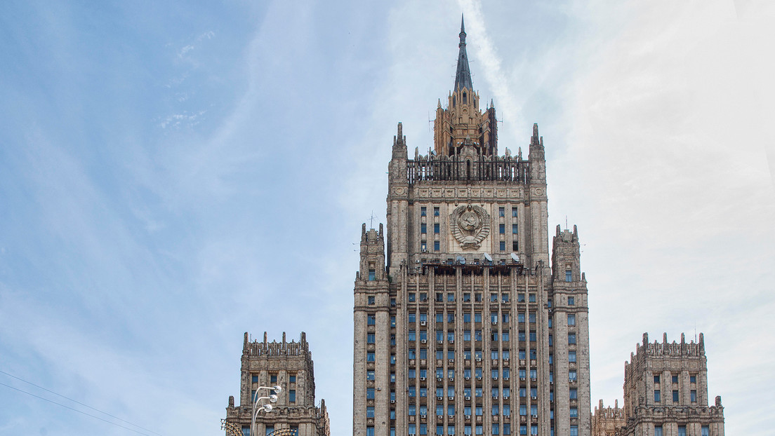 "Los medios estadounidenses no escribirán nada sobre esto": Rusia desmiente la publicación de NYT sobre la supuesta evacuación de su Embajada en Kiev
