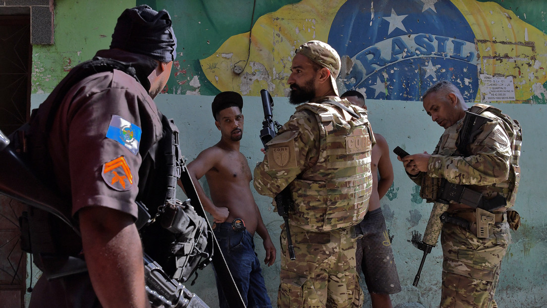 Polémica operación policial en Río de Janeiro: despliegan 1.200 agentes para "recuperar" el control de una favela