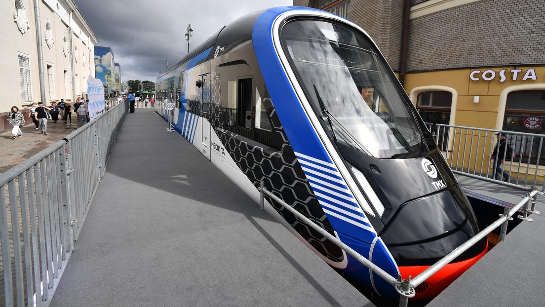 FOTOS: Así son los trenes eléctricos rusos que recibirá Argentina