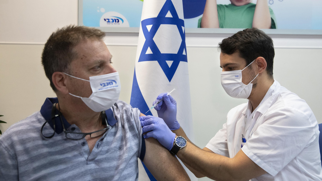 Israel aprueba la administración de la cuarta dosis de la vacuna contra el covid-19 para mayores de 18 años del grupo de riesgo