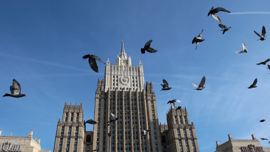 Rusia: "Consideramos inaceptable el mero hecho de pensar en una guerra con el pueblo de Ucrania"