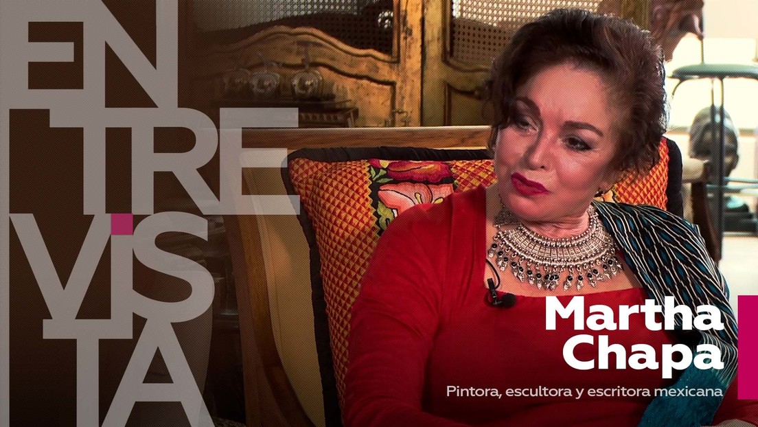 Martha Chapa, pintora, escultora y escritora mexicana: "La manzana se convirtió en mi ícono"