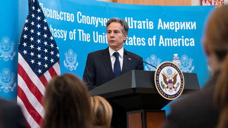 Blinken llega a Ucrania para mantener conversaciones destinadas a "contener a Rusia"