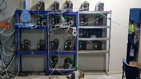 VIDEO: La Policía Nacional española desmantela la primera granja de criptomonedas en Sevilla