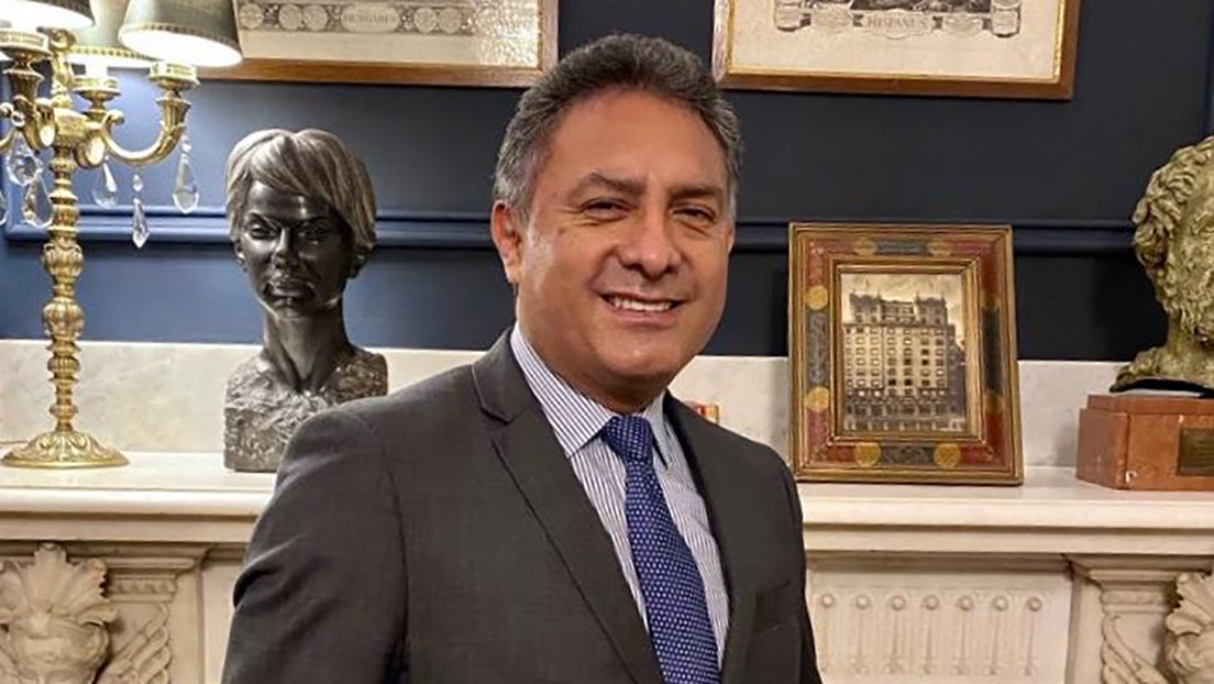 Renuncia el secretario general de la presidencia de Perú, Carlos Jaico, y denuncia la "influencia nociva" de los asesores de Pedro Castillo