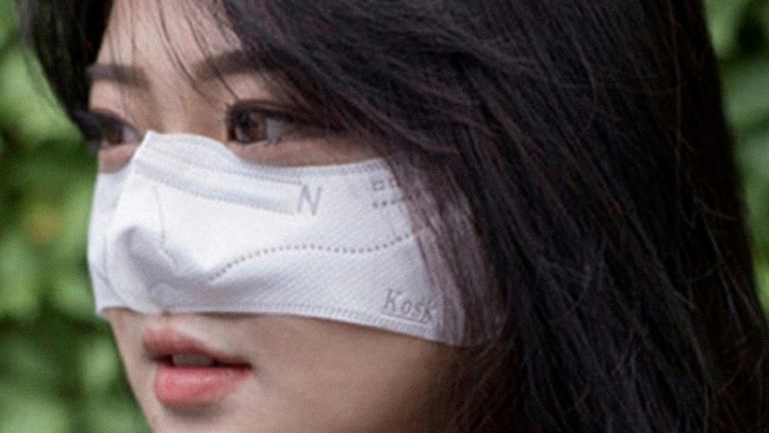 "No cambia nada": la nueva mascarilla nasal para protegerse del covid-19 en restaurantes sorprende a la Red