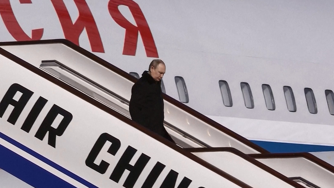 VIDEO: Putin viaja en una limusina Aurus Senat por Pekín