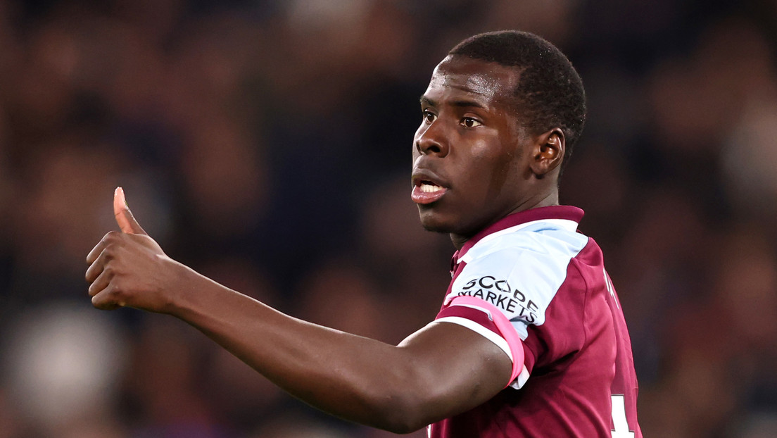 Multan con la "cantidad máxima" al jugador de la Premier League Kurt Zouma por abusar físicamente de su gato y le confiscan sus mascotas