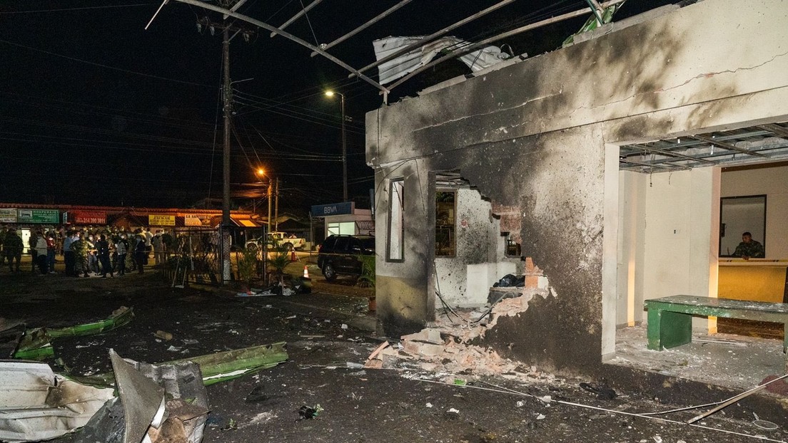 Al menos 2 muertos y varios heridos en un ataque con explosivos a un batallón del Ejército en Colombia