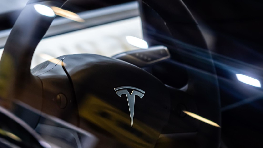 Alertan de graves fallas en el sistema de conducción autónoma completa FSD de Tesla: ¿qué está pasando?