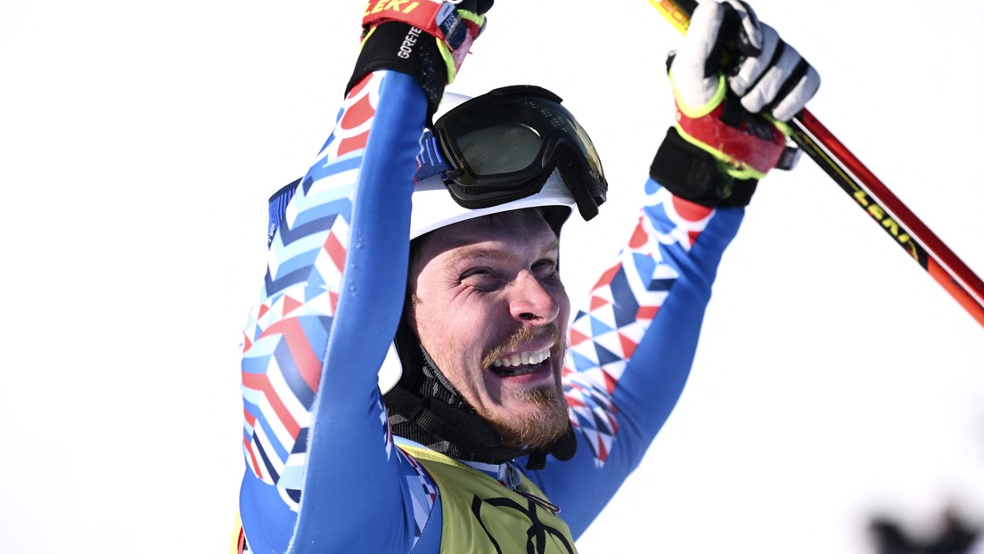 El esquiador ruso Serguéi Ridzik gana el bronce en skicross en los JJ.OO. de Invierno