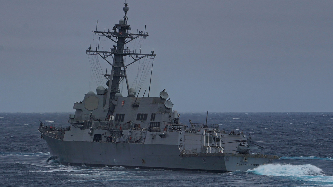 China califica de "gesto hipócrita e inútil" y "acto de provocación" el paso de un buque militar estadounidense por el estrecho de Taiwán
