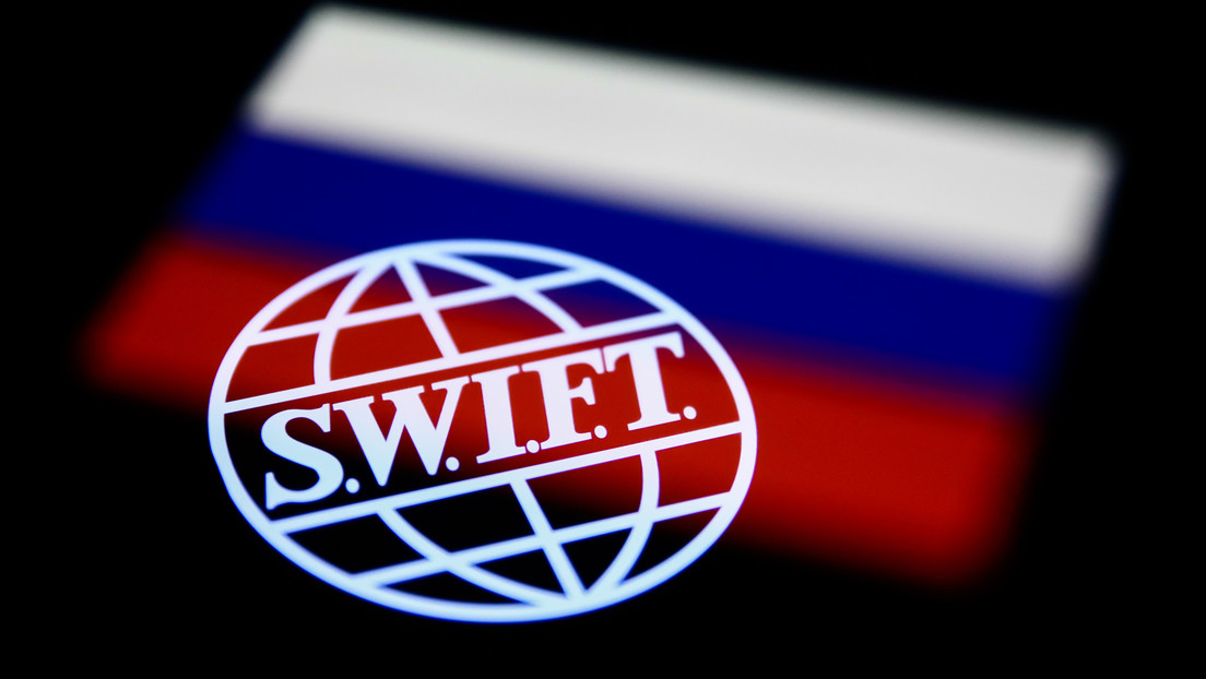 La expulsión de bancos rusos del SWIFT dispara las acciones del análogo chino del sistema de pagos interbancarios