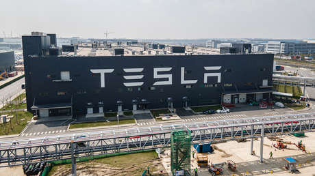Biden reconoce a Tesla como el mayor productor de vehículos eléctricos en EE.UU. tras las críticas de Elon Musk