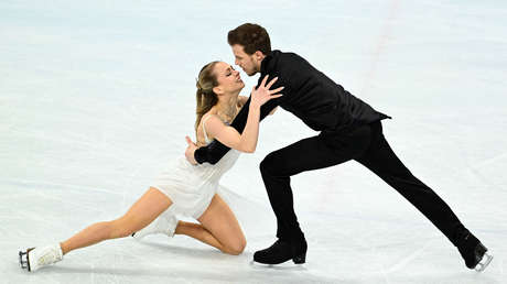 Los patinadores rusos consiguen la medalla de plata en danza sobre hielo en los JJ.OO.