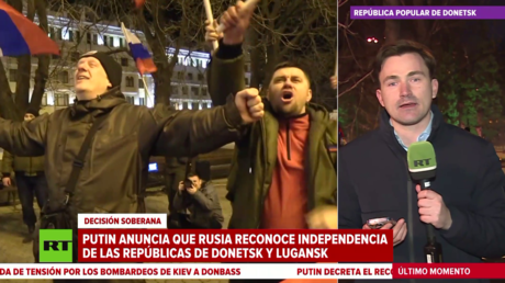 La población de Donbass celebra la decisión de Rusia de reconocer la independencia de Donetsk y Lugansk