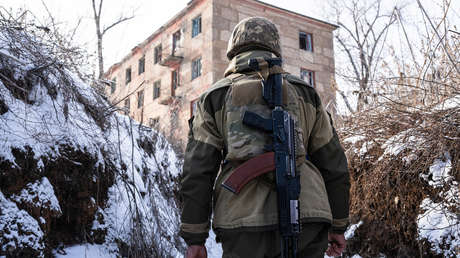 RT presencia las secuelas de los ataques de Kiev en Donetsk que dejan muerte y destrucción