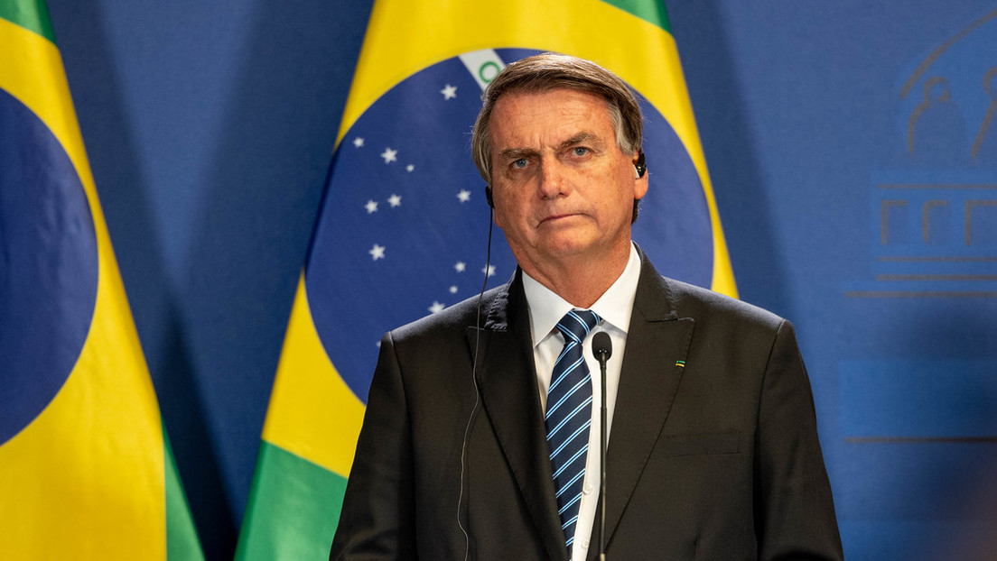 "Yo dirijo a la nación en la dirección que ustedes deseen": El controvertido mensaje de Bolsonaro a pastores evangélicos de Brasil