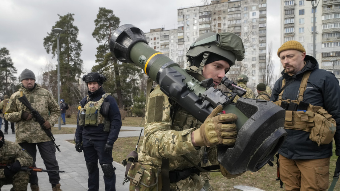 Suministros de armas a Ucrania convierten convoyes con esta carga en objetivos legítimos de militares de Rusia, dice el Ministerio de Exteriores ruso