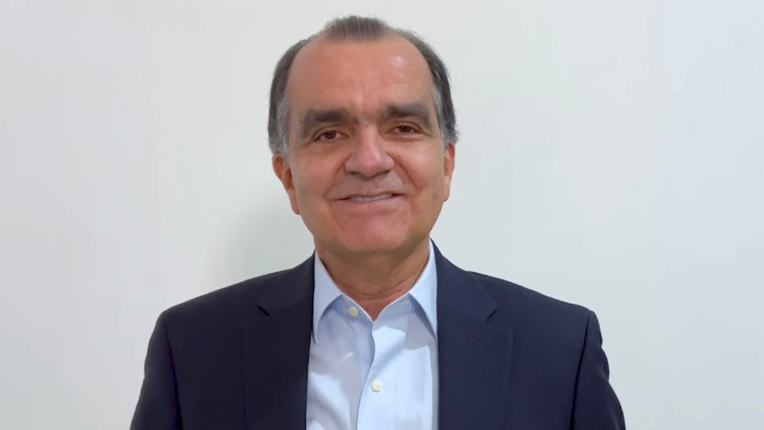 El candidato del uribismo a las presidenciales en Colombia Óscar Iván Zuluaga declina a favor de Federico Gutiérrez