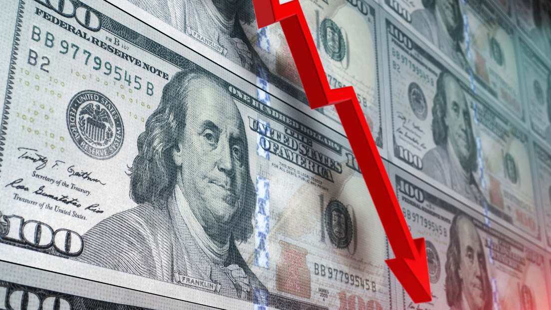 "EE.UU. corta la rama en la que está sentado": Lavrov vaticina que "el rol del dólar disminuirá" por culpa de Washington