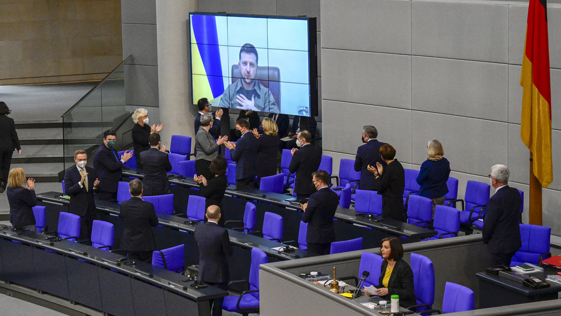 Zelenski ante el Bundestag: "Agradezco a aquellos que saben que Ucrania estará en la UE"