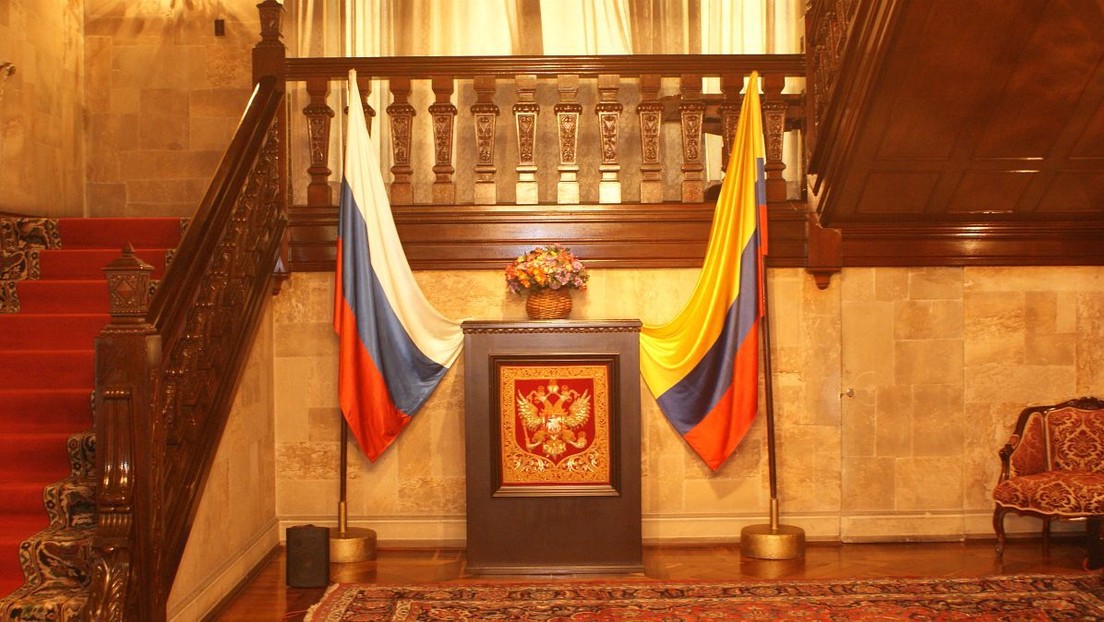 La Embajada rusa en Colombia rechaza categóricamente las noticias sobre la supuesta injerencia de Moscú en las elecciones
