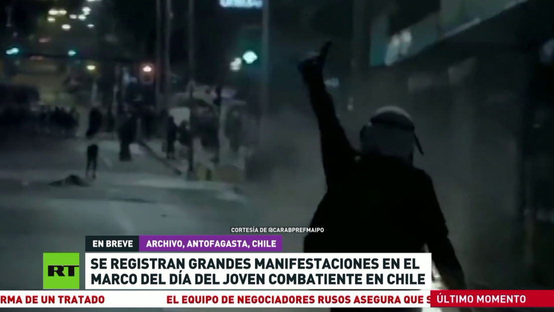Grandes manifestaciones en el marco del Día del joven combatiente en Chile