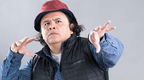 Un comediante mexicano confiesa entre risas que violó a una joven, el audio se hace viral y ahora piden su cancelación en un festival