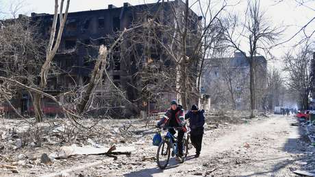 Rusia acusa a los nacionalistas ucranianos de la catástrofe humanitaria en Mariúpol y les insta a deponer las armas y salir de la urbe