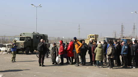 Macron dice que Francia, Turquía y Grecia llevarán a cabo una "operación humanitaria" para evacuar a civiles de Mariúpol