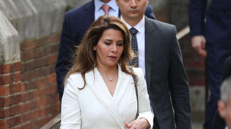 Justicia británica decide que el emir de Dubái infligió abusos domésticos "exorbitantes" a exesposa y ella recibe la custodia "exclusiva" de sus hijos