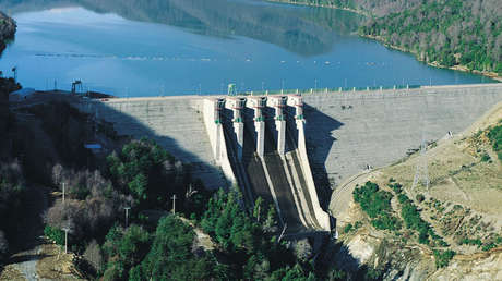 Desalojan a los mapuches que durante dos meses bloquearon el acceso a una hidroeléctrica en Chile: "Ahora, señores de Enel, comenzará la lucha"