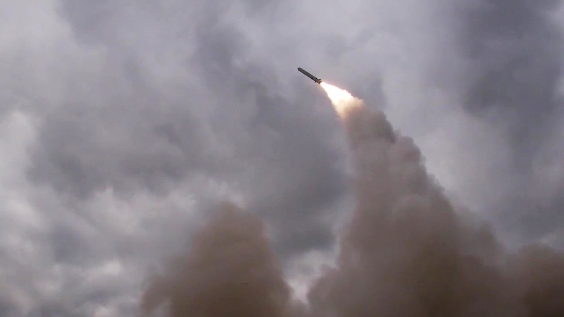 Rusia destruye aeródromos militares con misiles de alta precisión en dos grandes ciudades de Ucrania