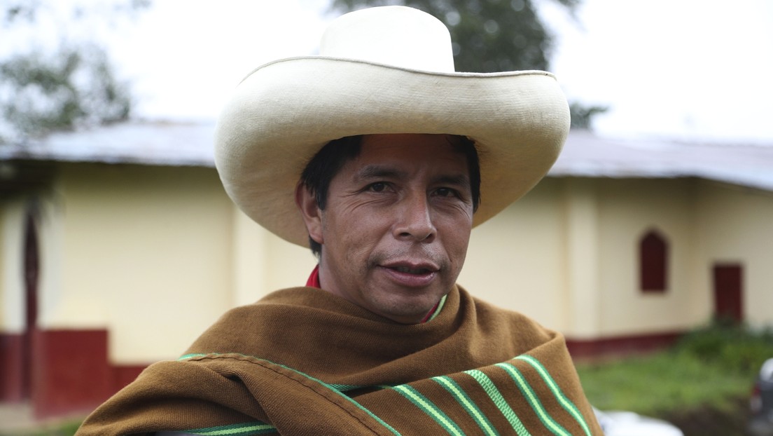 Prófugos y con orden de prisión preventiva: la Justicia peruana acorrala a los sobrinos y al exsecretario general de Gobierno de Pedro Castillo
