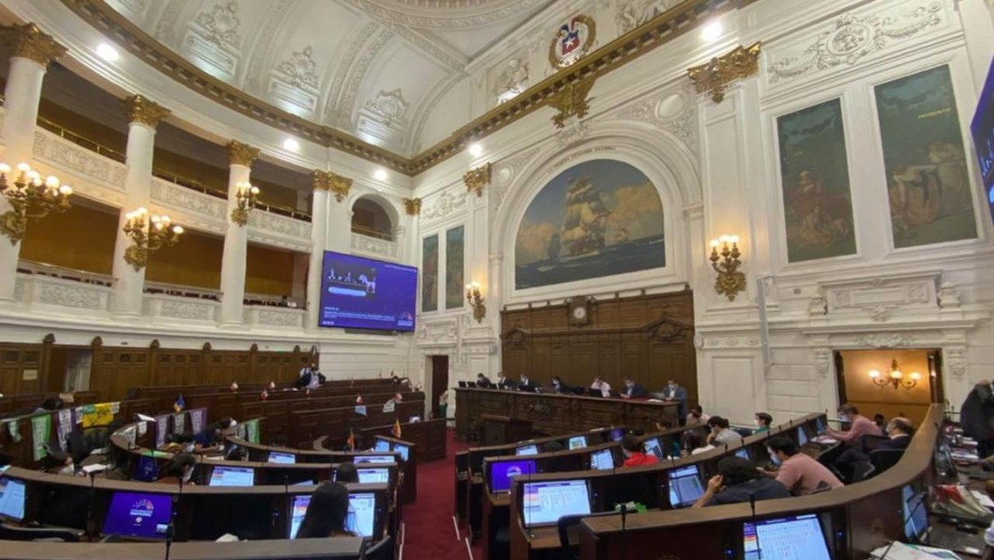 La Convención de Chile vota a favor de crear la "Cámara de las regiones" para sustituir al Senado