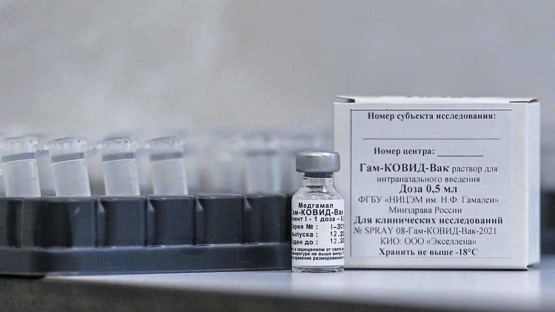 Rusia anuncia que los ensayos de la primera vacuna nasal del mundo contra el covid-19 entran en su fase decisiva