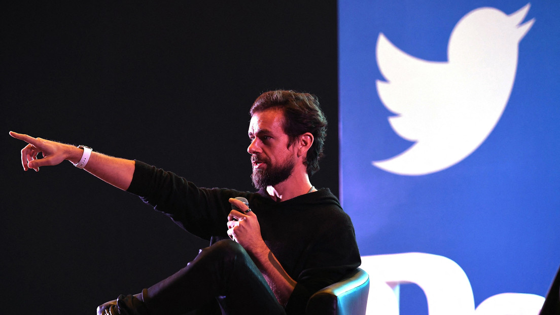 El exdirector ejecutivo de Twitter afirma que la red social "siempre ha estado a la venta" (y reacciona a la oferta de Musk)