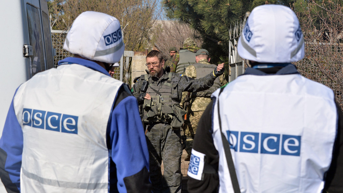 Varios oficiales de la OSCE en Ucrania han estado espiando para Kiev con el fin de hacer más precisos los ataques, denuncia Rusia ante la ONU
