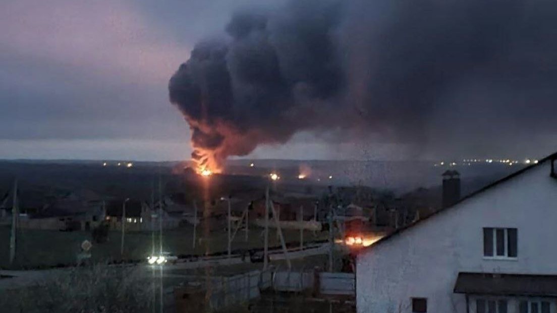 Se registran explosiones y un incendio en un depósito de armas en la región rusa de Bélgorod, limítrofe con Ucrania