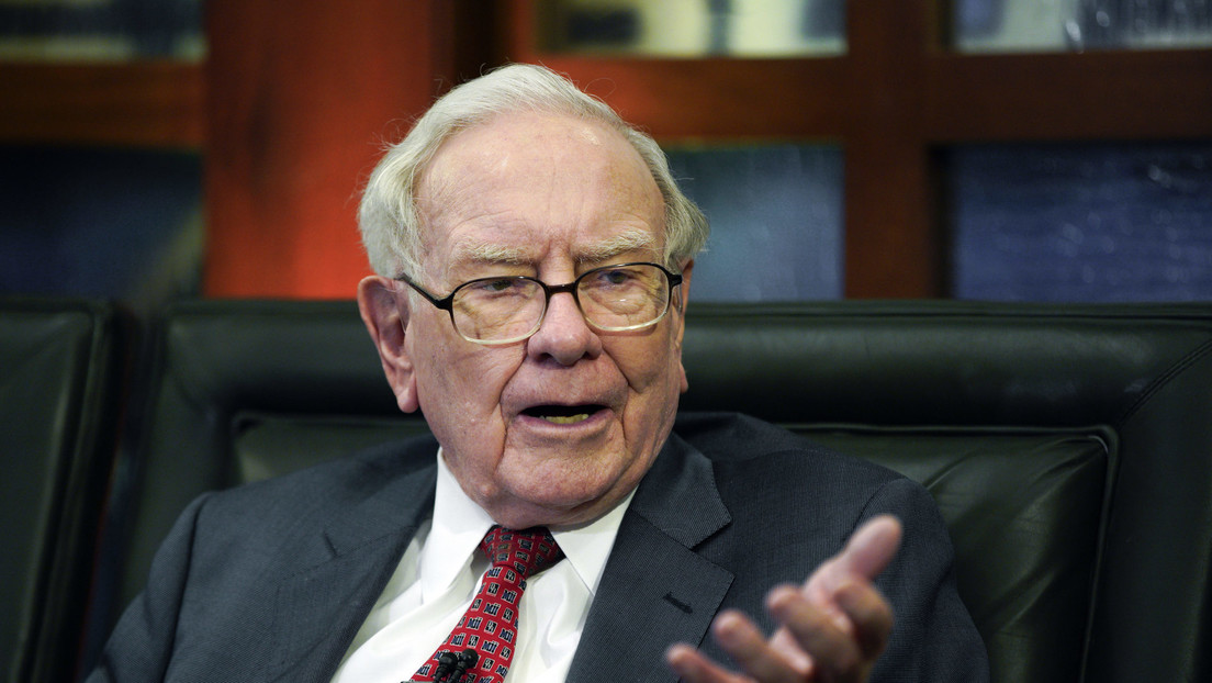 Warren Buffett critica a Wall Street por convertir el mercado de valores en una "sala de apuestas"