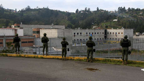 Un agente penitenciario de Ecuador resulta herido de un disparo en la cabeza y se agrava la crisis carcelaria