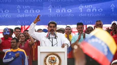 Maduro acusa a Iván Duque de infiltrar "grupos de mafiosos" a Venezuela para "atacar y matar policías"