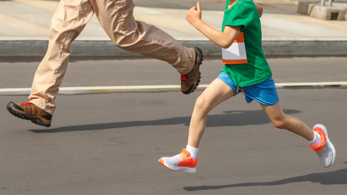Arremeten contra los padres de un niño de 6 años por permitir que su hijo corra un maratón completo en EE.UU.
