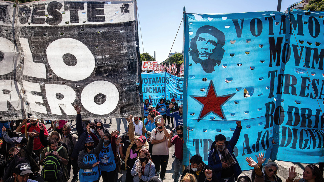 "Contra el hambre y la pobreza": Organizaciones sociales de Argentina marchan en todo el país por más trabajo y mejores salarios