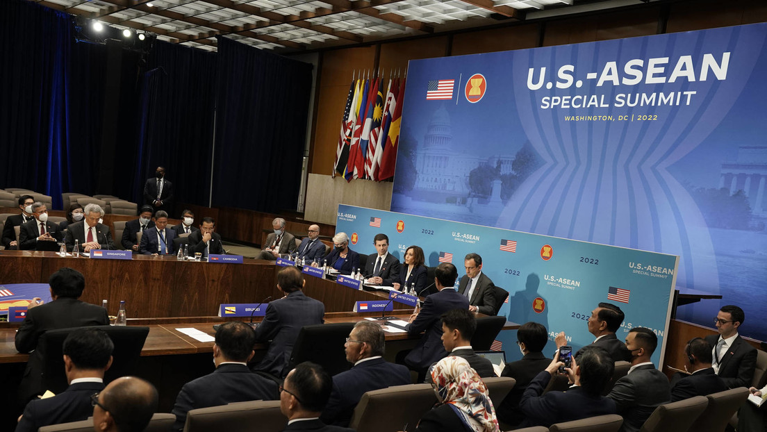 "China y la ASEAN no impulsan la confrontación de bloques": Pekín comenta la cumbre entre EE.UU. y los países del Sudeste Asiático