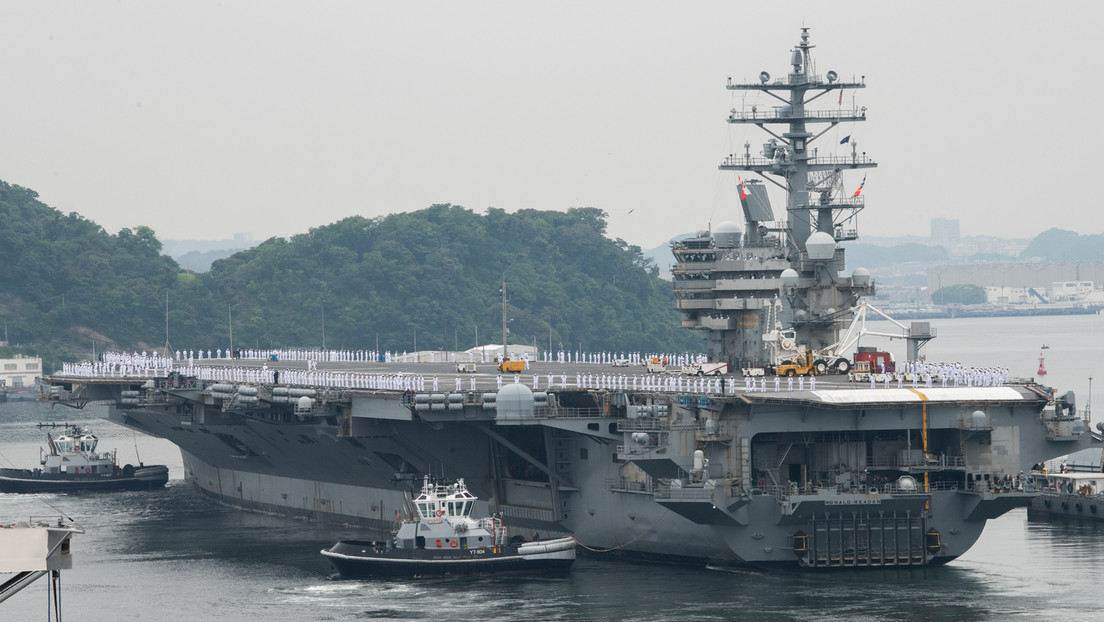 El portaaviones USS Ronald Reagan abandona su base en Japón para el despliegue en el Indo-Pacífico en medio de la primera gira de Biden por Asia