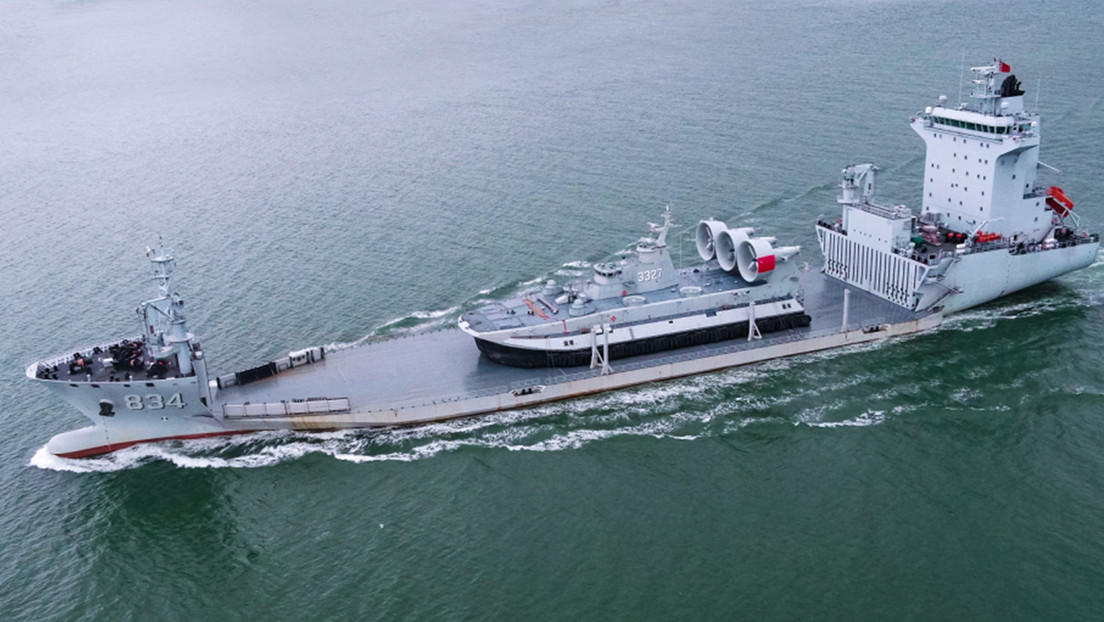 Reportan que la Armada china puso en servicio otro barco de transporte semisumergible (FOTO)