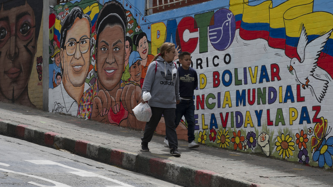 El riesgo del favorito, la carta oculta del uribismo y el inesperado 'outsider': las volátiles presidenciales de una Colombia más allá de la guerra