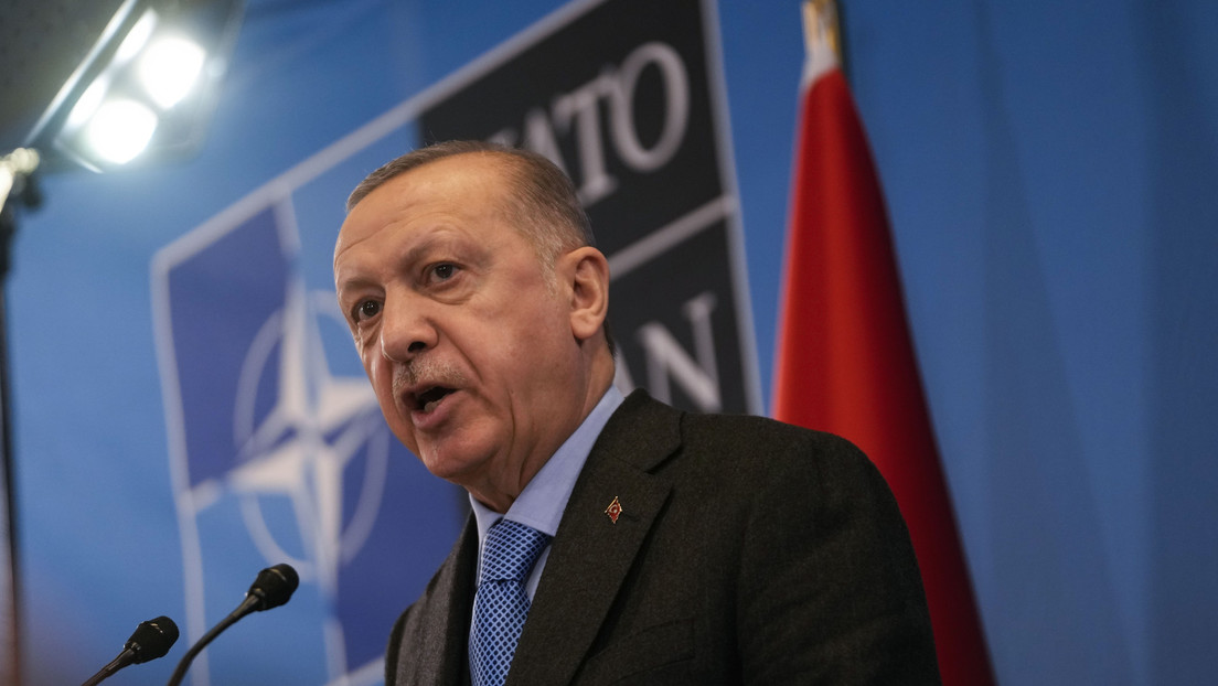 Erdogan afirma que Turquía no apoyará el ingreso a la OTAN de países que apoyan el terrorismo, mientras él sea presidente